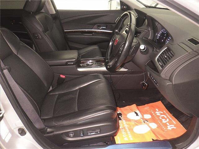 HONDA LEGEND 2016