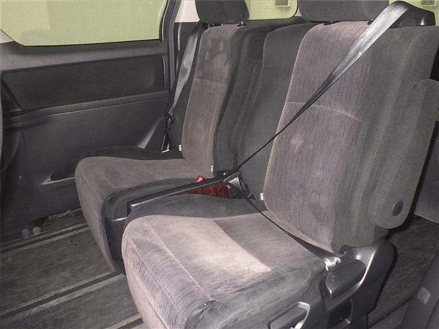 TOYOTA VELLFIRE 2013