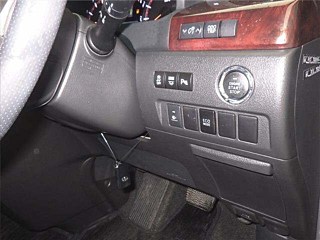 TOYOTA VELLFIRE 2013