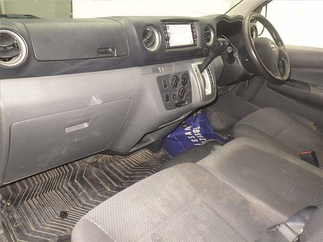 NISSAN CARAVAN VAN 2019