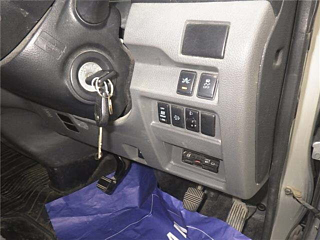 NISSAN CARAVAN VAN 2019