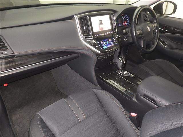 TOYOTA CROWN 2014