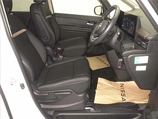 NISSAN SERENA 2023