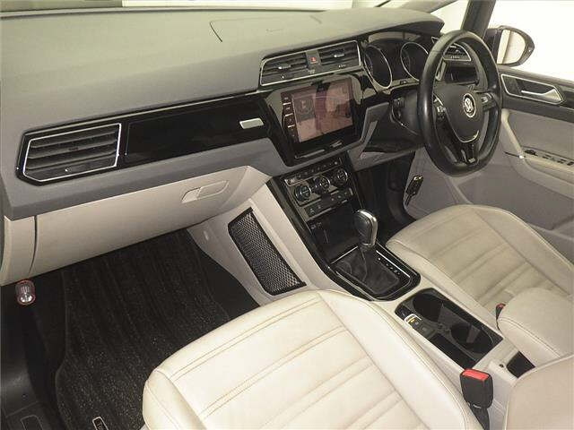 VOLKSWAGEN GOLF TOURAN 2018