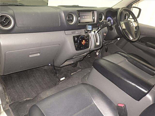 NISSAN CARAVAN VAN 2018