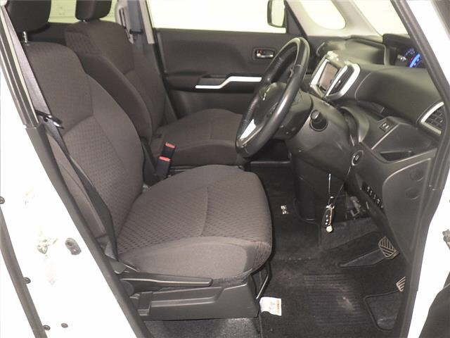 MITSUBISHI DELICA D2 2017