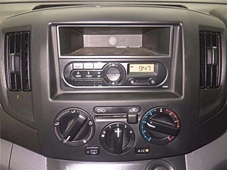NISSAN NV200 2020