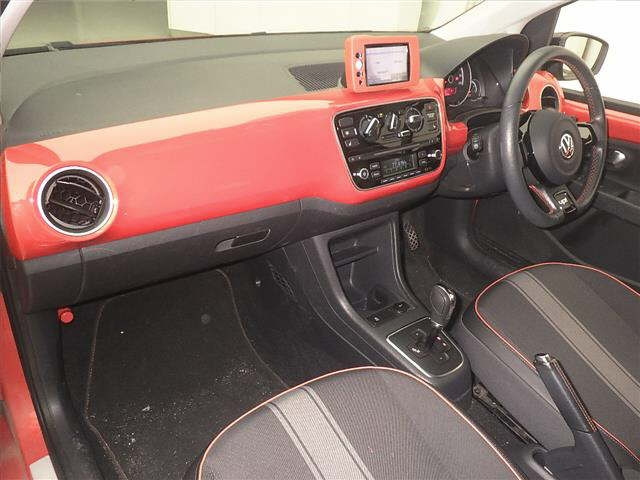 VOLKSWAGEN UP 2014
