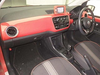VOLKSWAGEN UP 2014