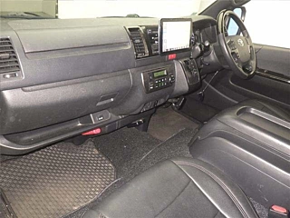 TOYOTA HIACE VAN 2022