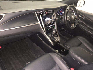 TOYOTA HARRIER 2017