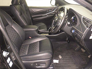 TOYOTA HARRIER 2017