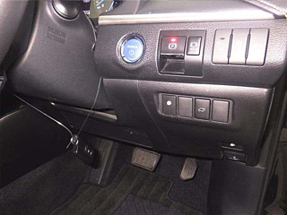TOYOTA HARRIER 2017