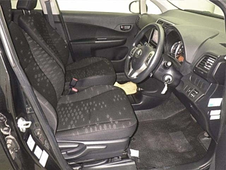 TOYOTA RACTIS 2014