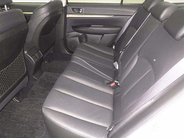 SUBARU LEGACY B4 2011