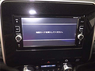 NISSAN SERENA 2017