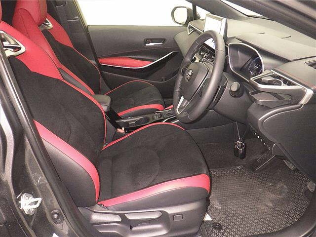 TOYOTA COROLLA SPORT 2025