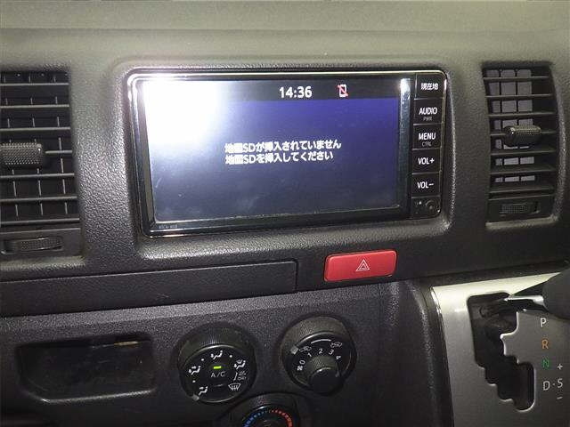 TOYOTA HIACE VAN 2021