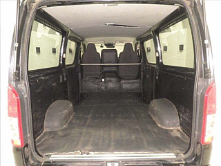 TOYOTA HIACE VAN 2021