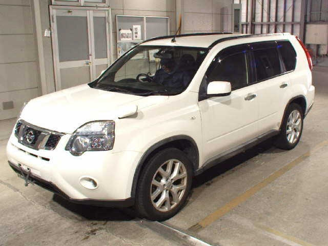 NISSAN X-TRAIL 2013