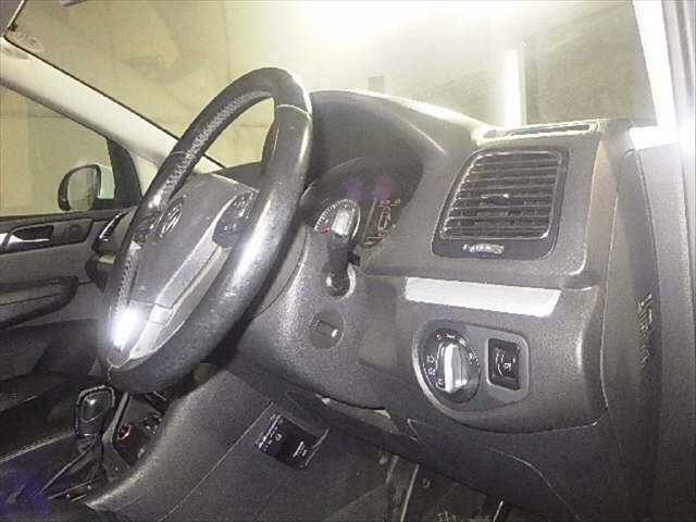 VOLKSWAGEN SHARAN 2012