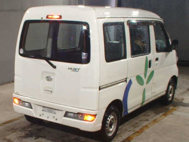 DAIHATSU HIJET VAN 2018