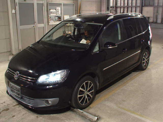 VOLKSWAGEN GOLF TOURAN 2013