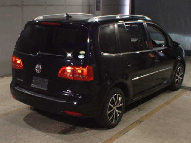 VOLKSWAGEN GOLF TOURAN 2013