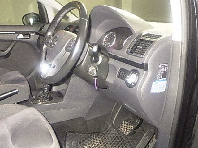 VOLKSWAGEN GOLF TOURAN 2013