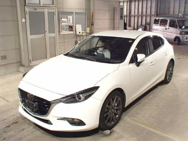 MAZDA AXELA 2019