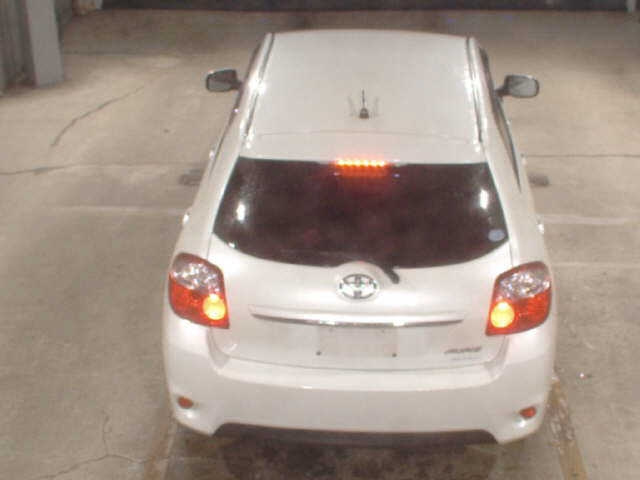 TOYOTA AURIS 2011