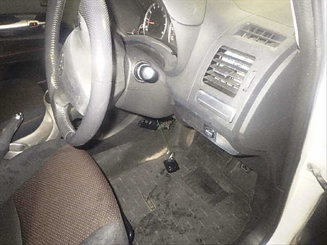 TOYOTA AURIS 2011
