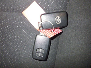 TOYOTA PRIUS 2012