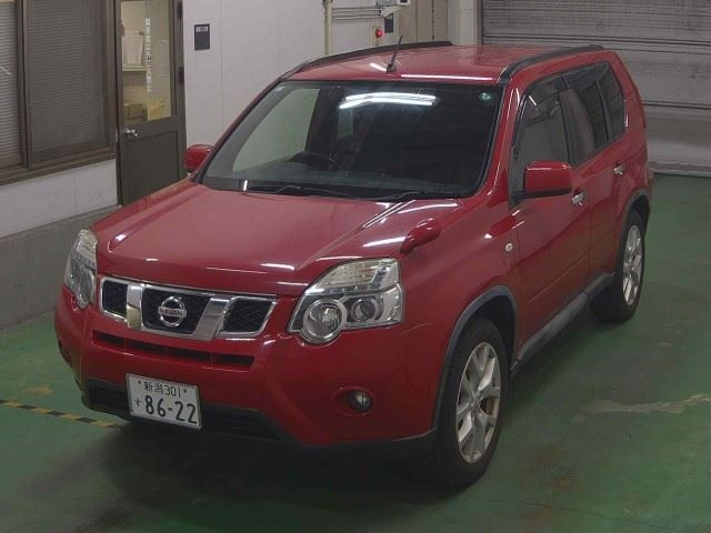 NISSAN X-TRAIL 2013