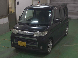 DAIHATSU TANTO 2011