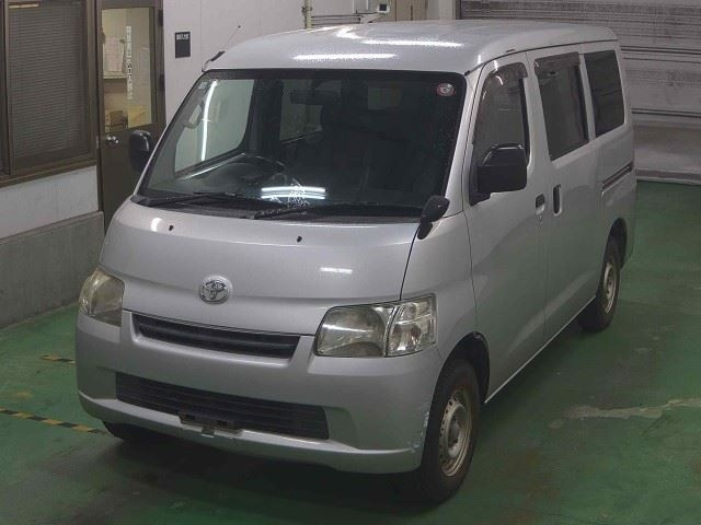TOYOTA TOWN ACE VAN 2015