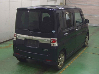 DAIHATSU TANTO 2008