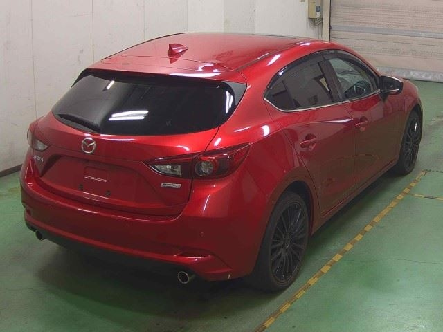 MAZDA AXELA 2016