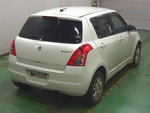 SUZUKI SWIFT 2009