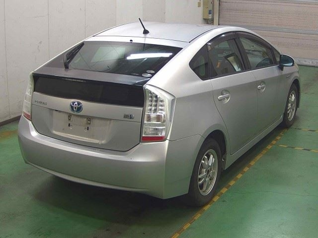 TOYOTA PRIUS 2010