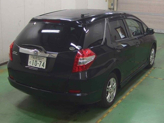 HONDA FIT SHUTTLE 2011