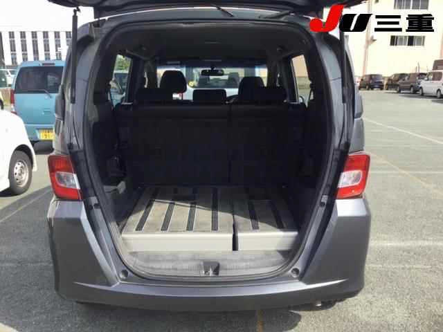 HONDA FREED 2012