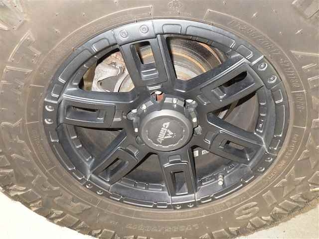 TOYOTA FJ CRUISER 2011