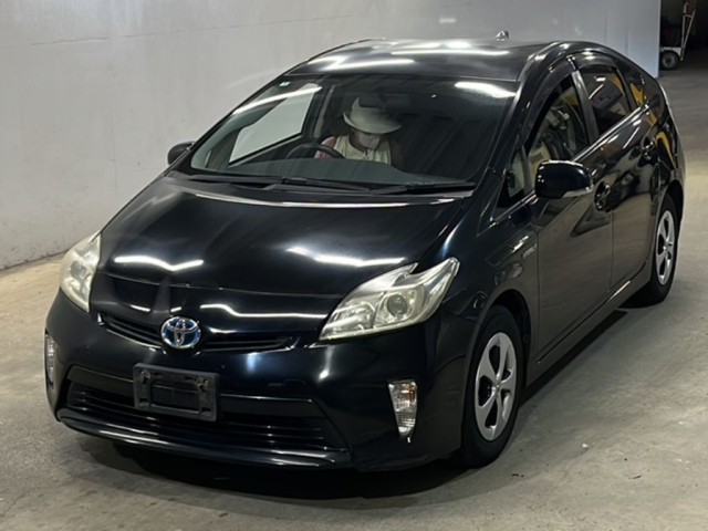 TOYOTA PRIUS 2012