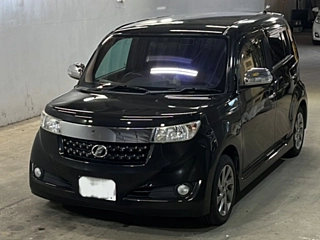 TOYOTA BB 2013