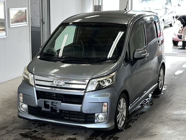 DAIHATSU MOVE 2013