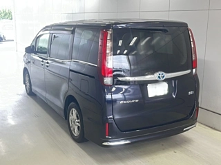 TOYOTA ESQUIRE 2015