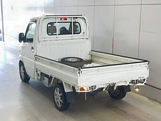 NISSAN CLIPPER TRUCK 2010