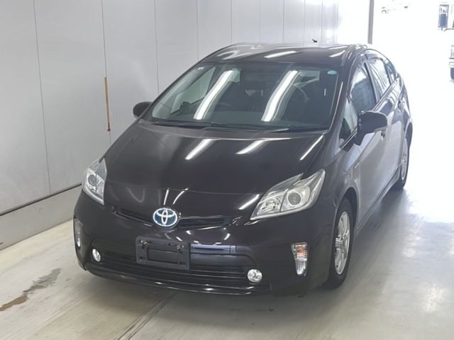 TOYOTA PRIUS 2014