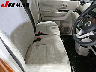 NISSAN ROOX 2020